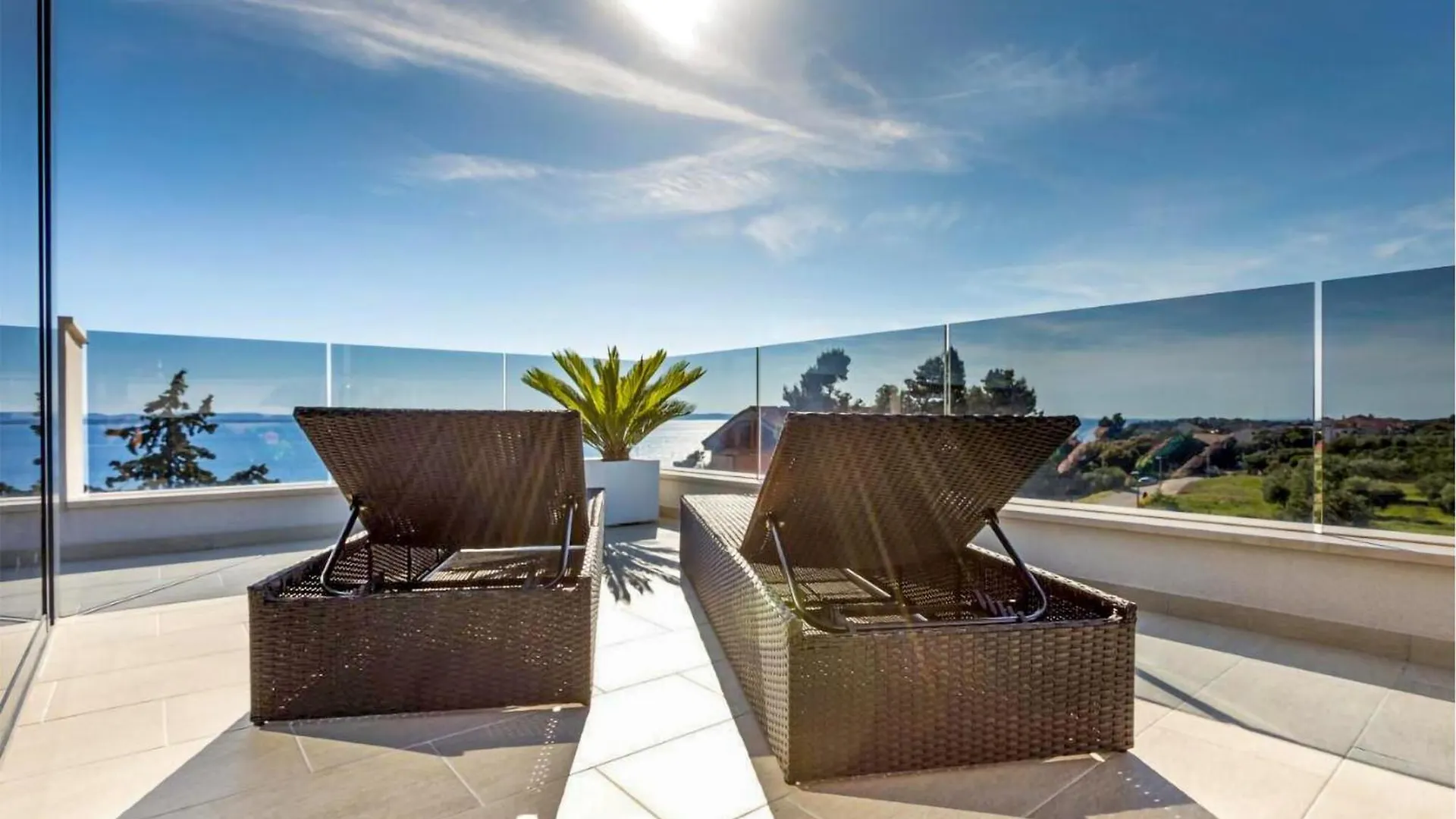 3 Bedroom Awesome Apartment In Kozino