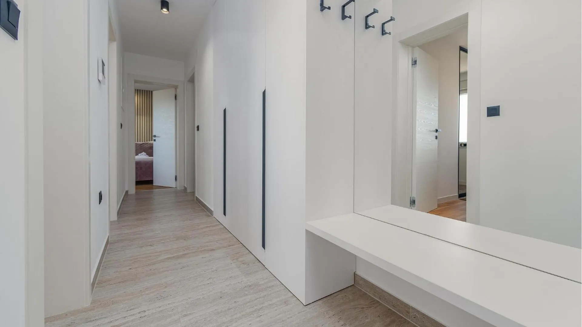 3 Bedroom Awesome Apartment In Kozino 0*,