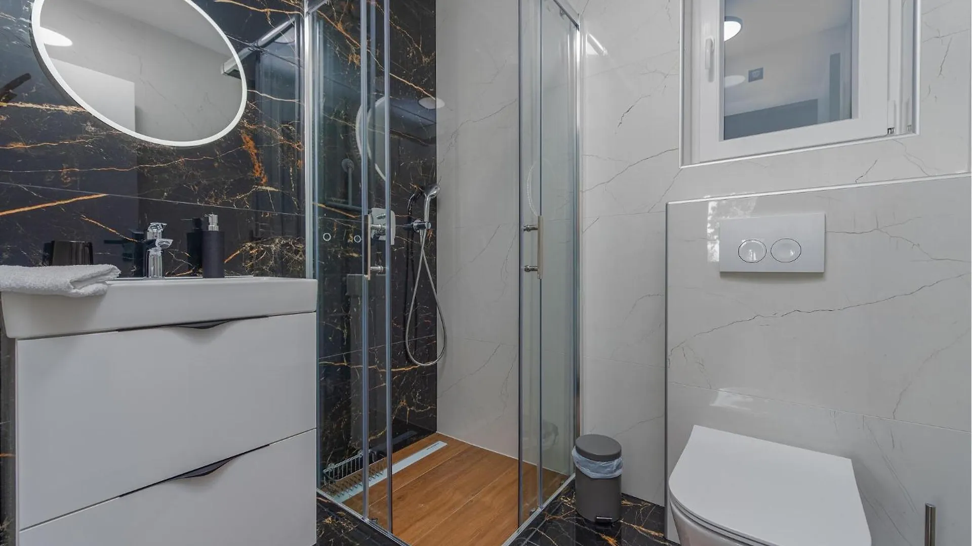 3 Bedroom Awesome Apartment In Kozino 0*,