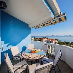 Luton Zadar Heating Pool & Jacuzzi Kožino
