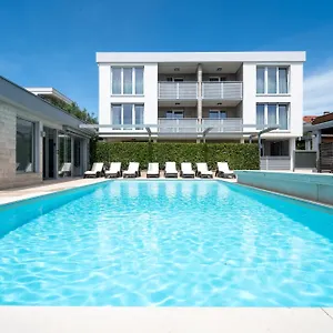  Apartament Sunadria