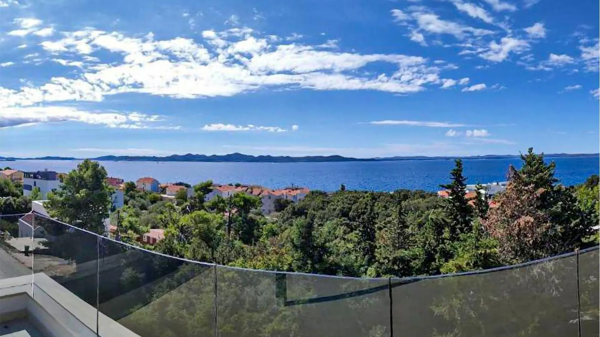 3 Bedroom Awesome Apartment In Kozino