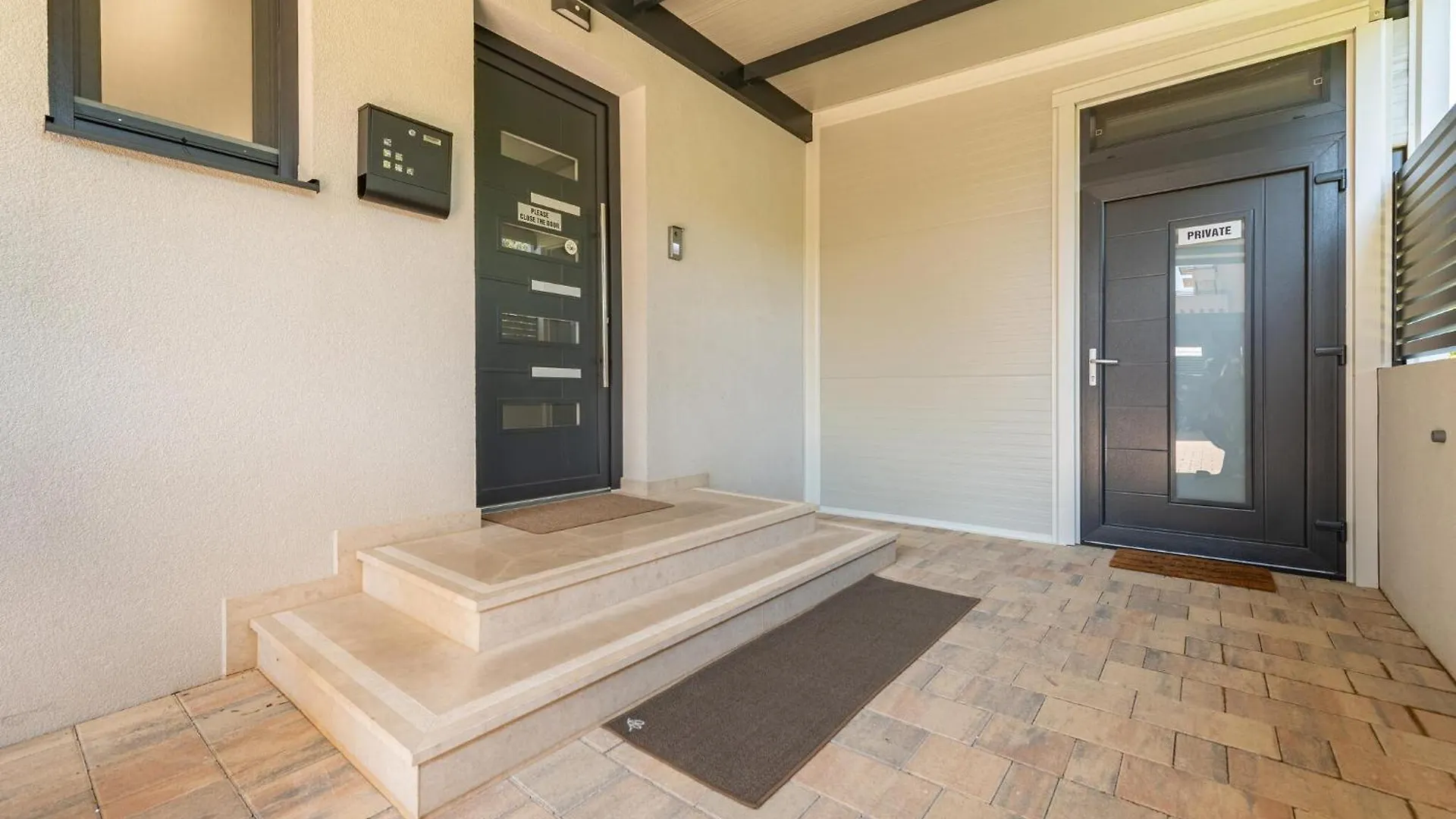 3 Bedroom Awesome Apartment In Kozino